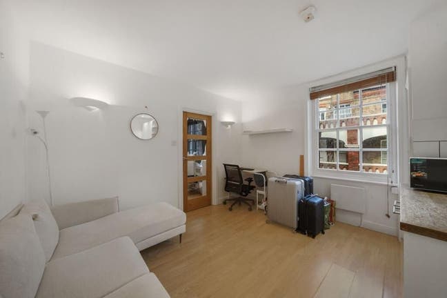 Flat to rent, St John's Wood NW8, near high street Main Photo