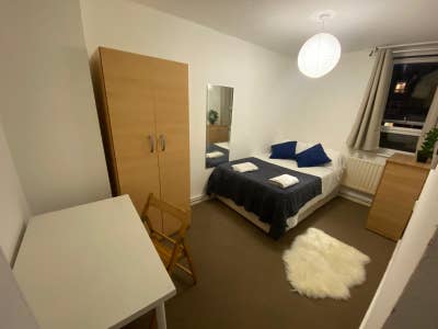🏪Cosy Double Room in Zone 2- POPLAR Main Photo
