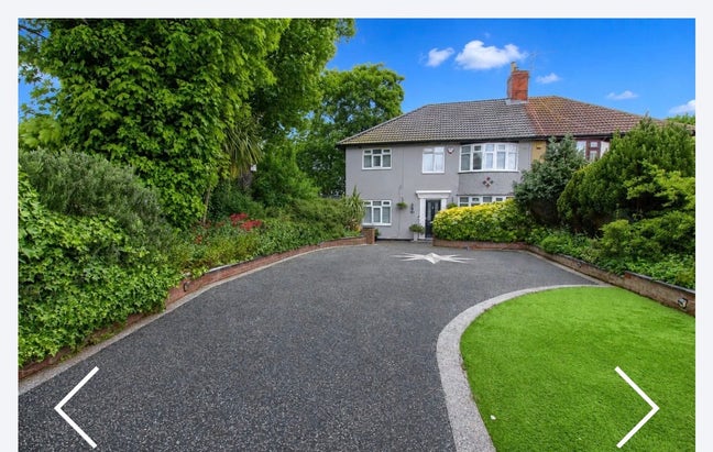 Large lovely house has 4 bedrooms available  Main Photo