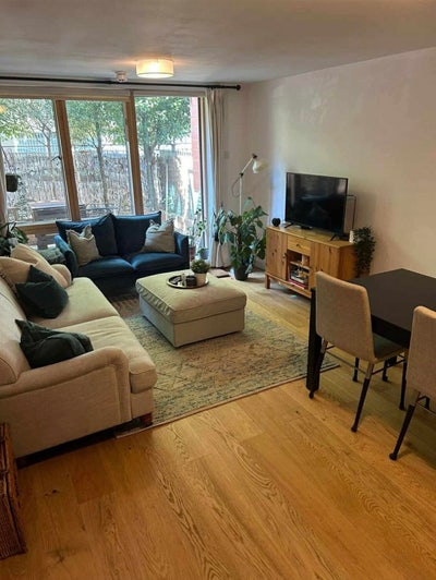 Cozy De Beauvoir Flat with terrace Main Photo