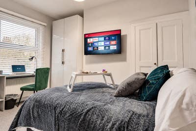 Beautiful En-Suite Room 🏡  Main Photo