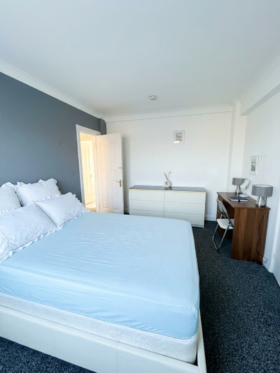 Brightest room in Hyde Park | Marylebone Main Photo