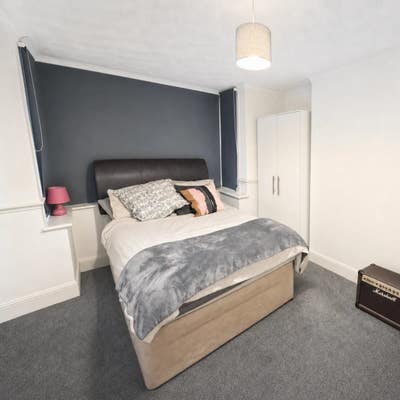 Large Double Room- Bills & Cleaner Included Main Photo
