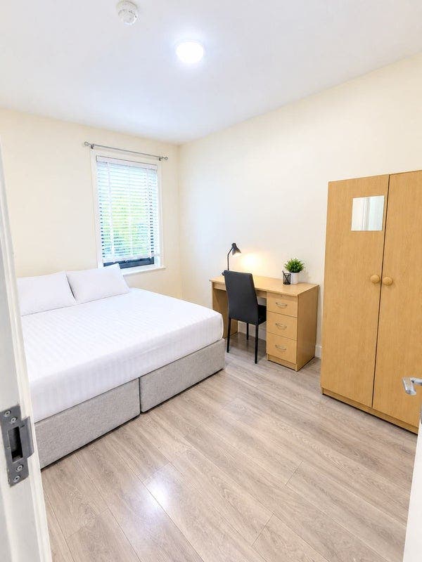 East Ham Double Room|1 Person|All Bill Included Main Photo
