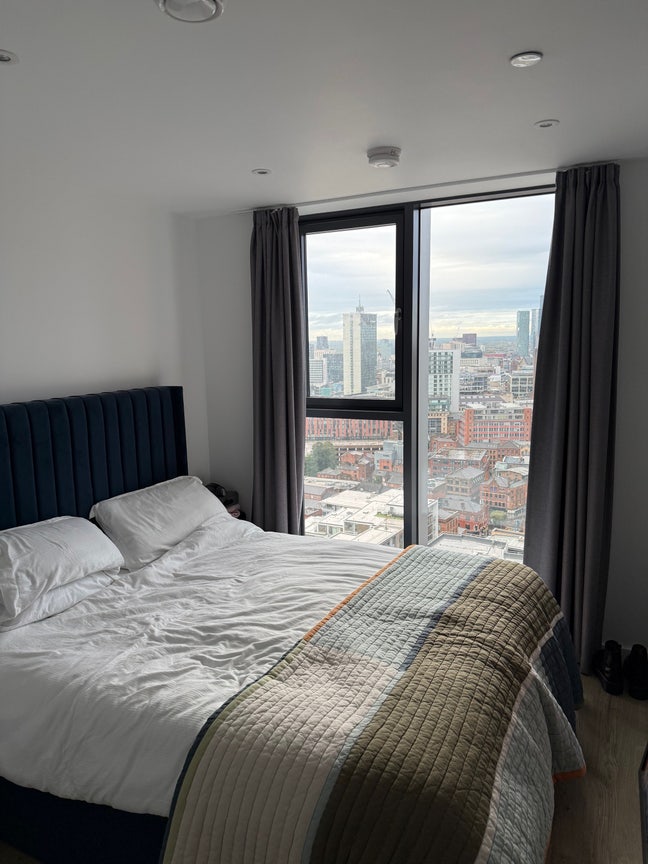 Double Room, 23rd Floor, Manchester City Centre Main Photo
