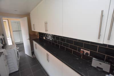 Lovely Property on Pershore road Main Photo