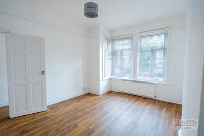 One bedroom flat in Audley rd/Hendon Main Photo