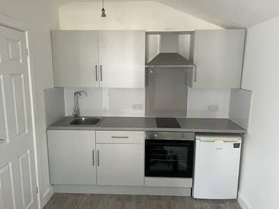 Studio flat  Main Photo