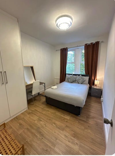 Double bedroom in Elephant and castle Zone 1  Main Photo