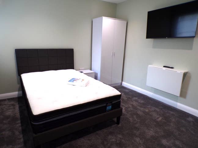 Quality Rooms to Let &pound;695 Pcm All Bills Included Main Photo