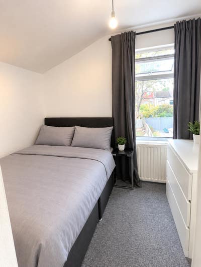East Ham En-Suite Room |Couples Welcome  Main Photo