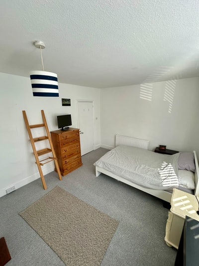 Double room in Brighton  Main Photo