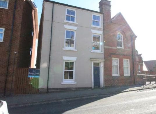 Fully Furnished Scarborough Let, Seaside Main Photo