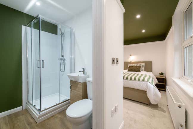 Professional Hmo|5 Mins to Station|All Bills Inc Main Photo