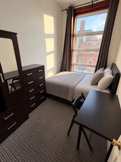 Cozy Room in Shepherd’S Bush (By the Station) Main Photo