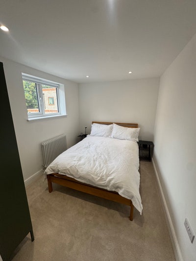 Mon-Fri Room in Peckham Main Photo