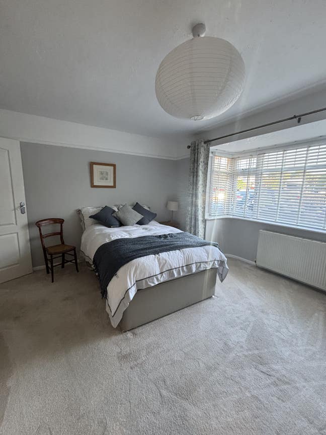 En suite master bedroom  Main Photo