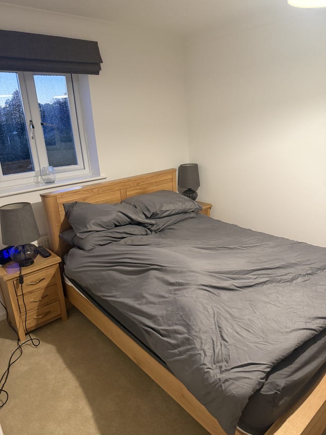 Lovely Furnished Double Room for Single Occupancy Main Photo