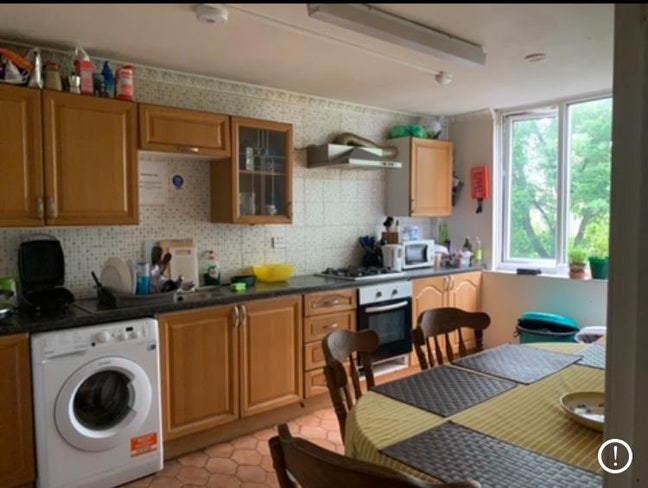 Large double with living space Main Photo