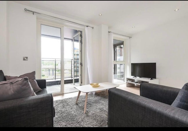 Large double en-suite - Greenwich/Deptford Bridge Main Photo
