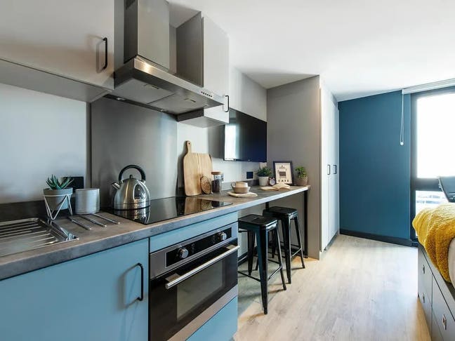 Zenith Cardiff Studio | &pound;192pw Bills Included Main Photo