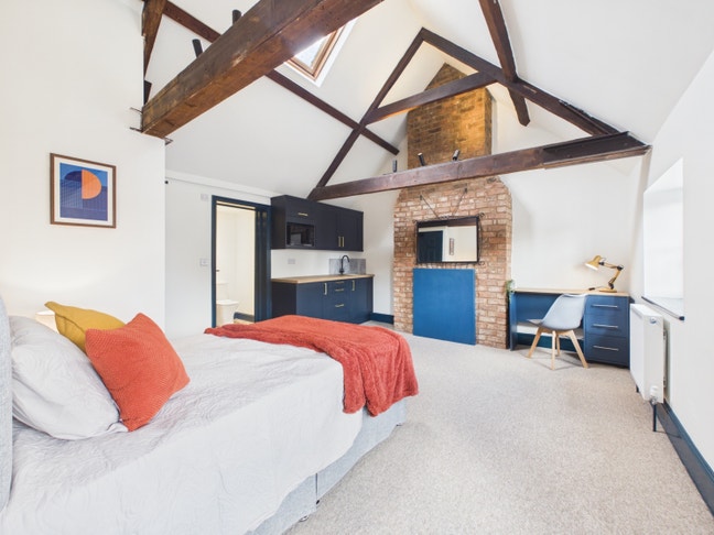High Standard Professional Rooms To Let  Main Photo