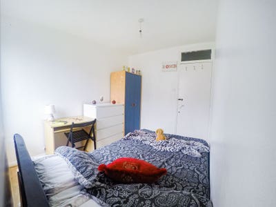 Amazing Double Room - 5 Min from Vic Park for 1/11 Main Photo