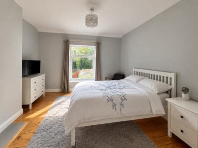 Bright Large Double Room | Near Walkden Station Main Photo