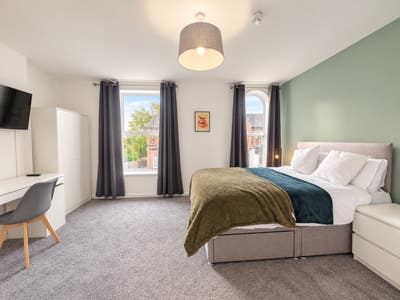 ✨ Stunning En-Suite Rooms in Eccles✨ Main Photo