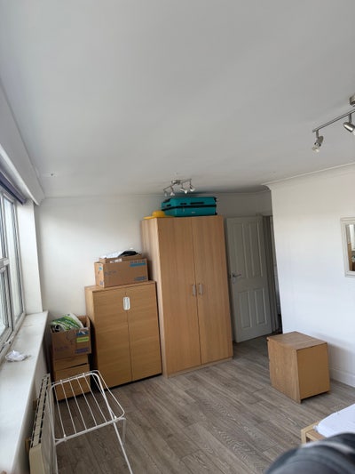 Furnished Double Room in north finchley– &pound;85 pcm Main Photo