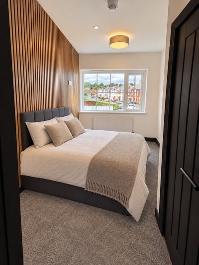 🏡 8 Stunning En-Suite Rooms | Cardiff | CF5 Main Photo