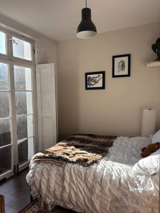 Stoke Newington Bedroom Main Photo