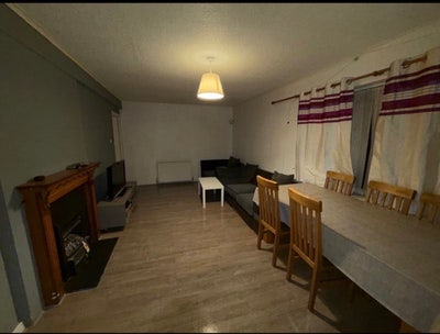 Room in Edinburgh House with Large Garden ! Main Photo