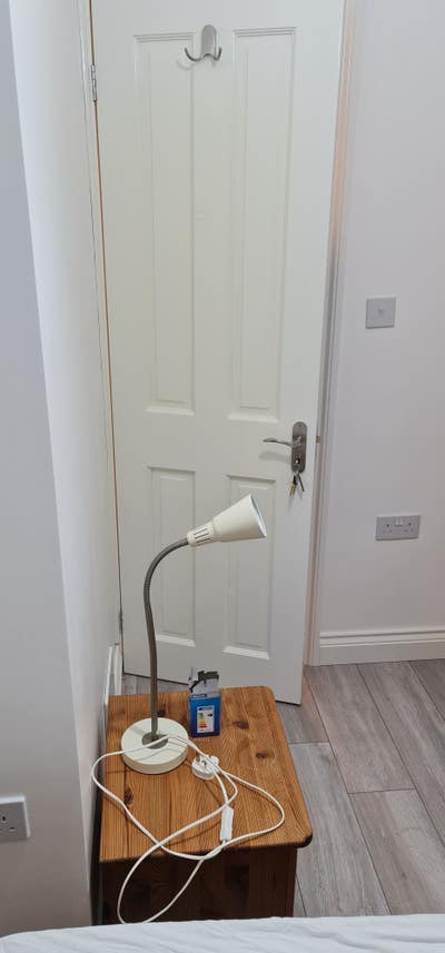 Single room to rent Main Photo