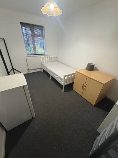 Single Room  Main Photo