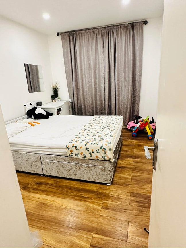 Double Bedroom rent for single person Main Photo