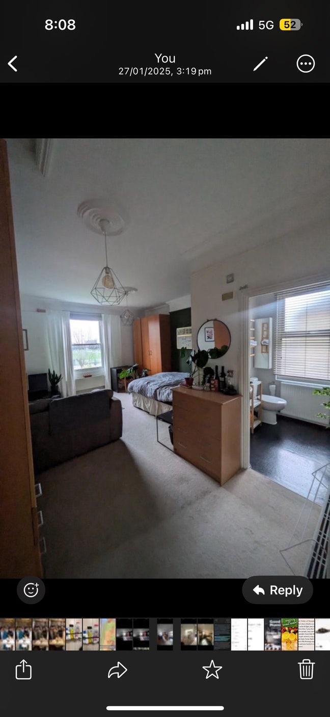 Needs to Go Asap Large Double Room En-Suite  Main Photo