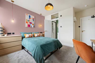    Airbus/Deeside   AwardWinning   lux   house CH5 Main Photo