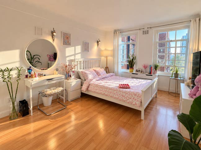 New-Unique Room in a Girls' Flat | Hyde Park 👭🏻 Main Photo