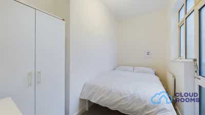 East London – E7 🏠 Forest Gate Main Photo