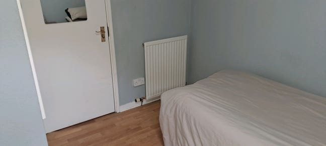 Student Single Room With All Bills Included  Main Photo