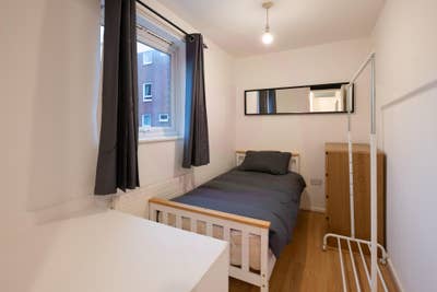 🐬Single Room-Canary Wharf/E14🐬 Main Photo