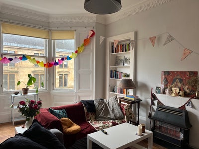 Female flatmate needed for Botanics flat  Main Photo