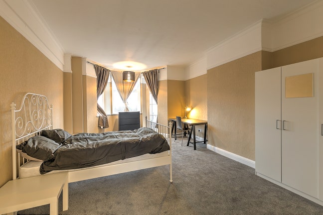 Lovely Massive Room Central London, All Inclusive Main Photo