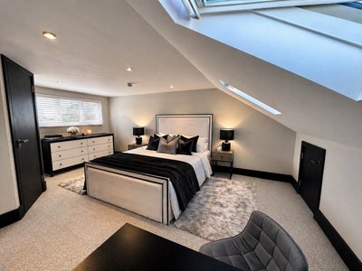 😍 Penthousesuite | 📍Perfect  Location | Book Now 📞 Main Photo
