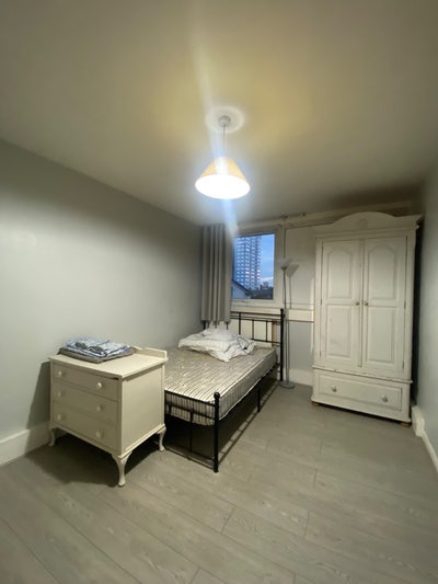 Double bedroom - abbey road  Main Photo
