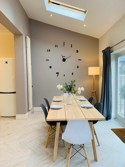 Double Bedroom in Enormous, Spacious Balham House Main Photo
