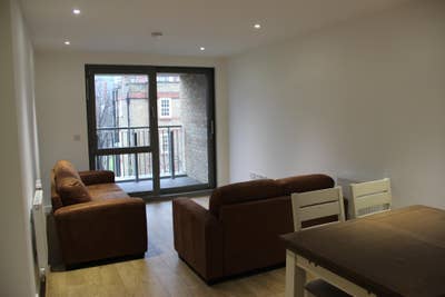 Very Modern En-Suite Bedroom with Balcony Main Photo