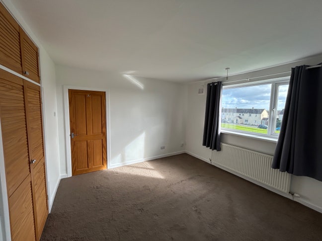 2 Double Rooms With Shared Office Space Main Photo