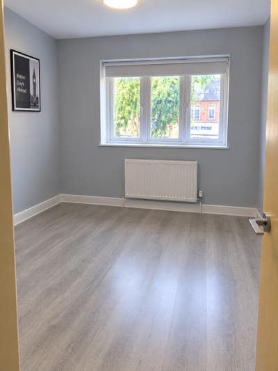 Box room available  Main Photo